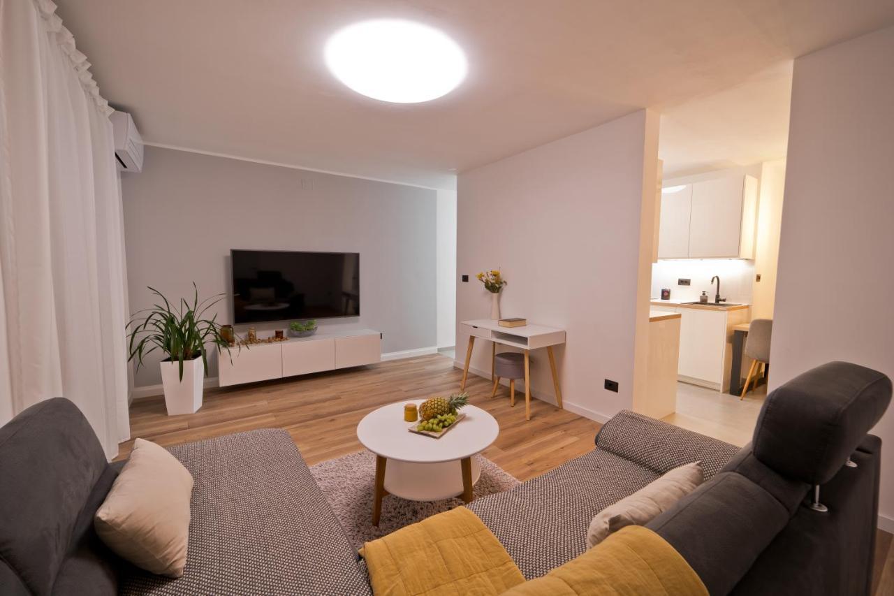 Malemi Apartment Pula Ngoại thất bức ảnh