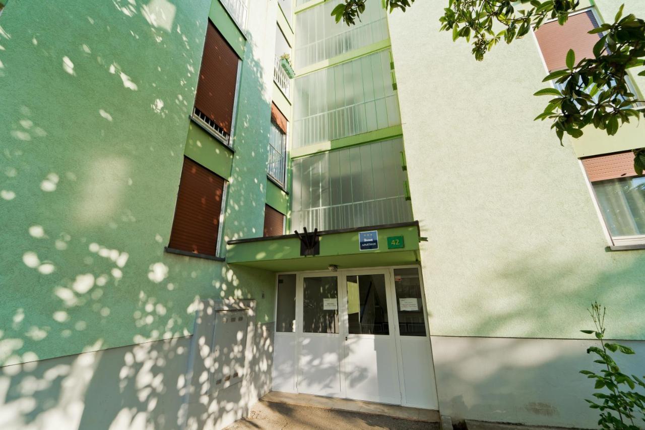 Malemi Apartment Pula Ngoại thất bức ảnh
