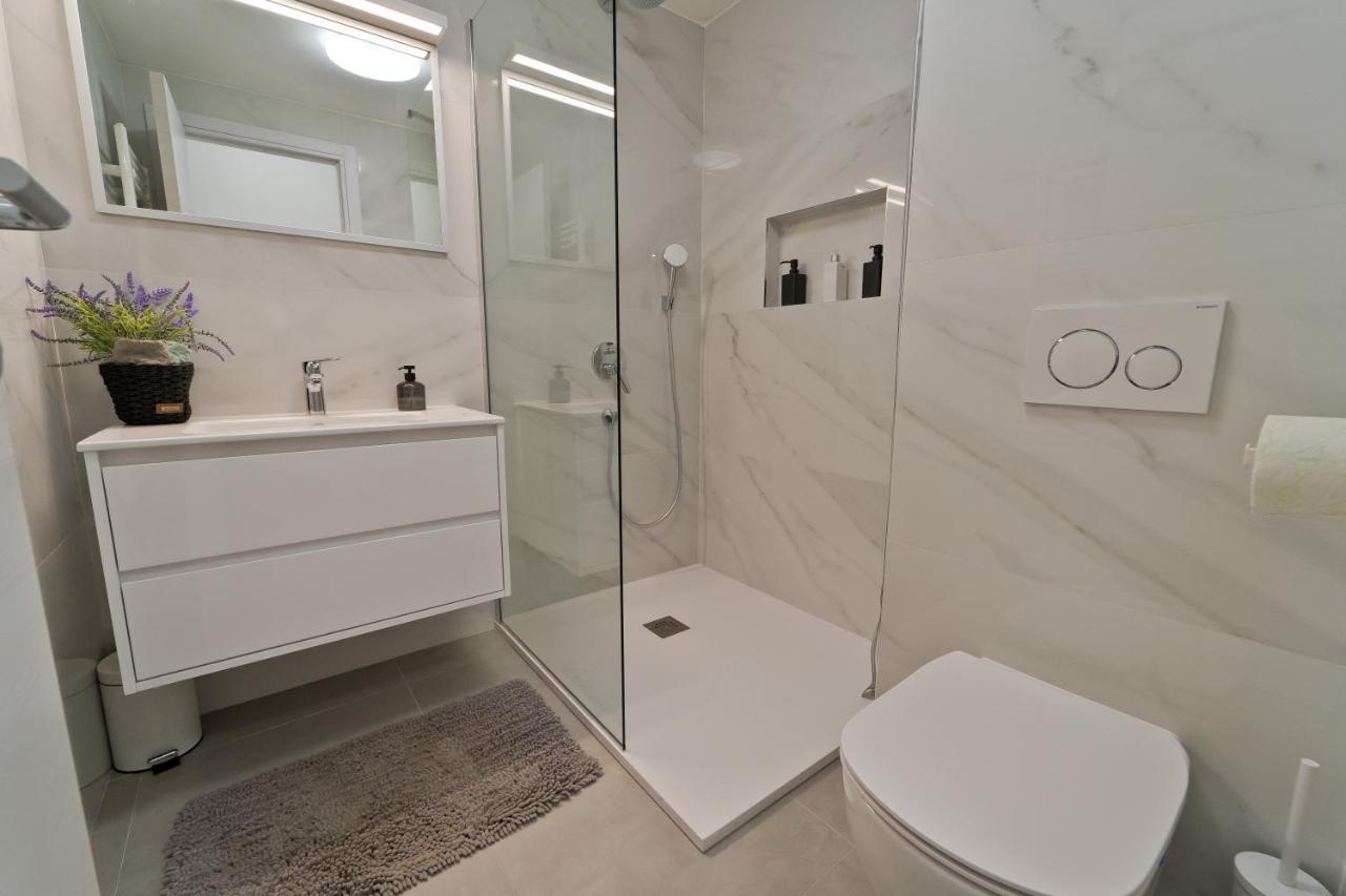 Malemi Apartment Pula Ngoại thất bức ảnh